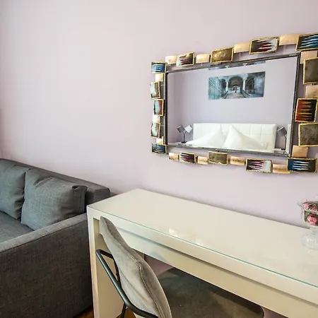 Reflection 2bdr By Ruterra Apartment Prague